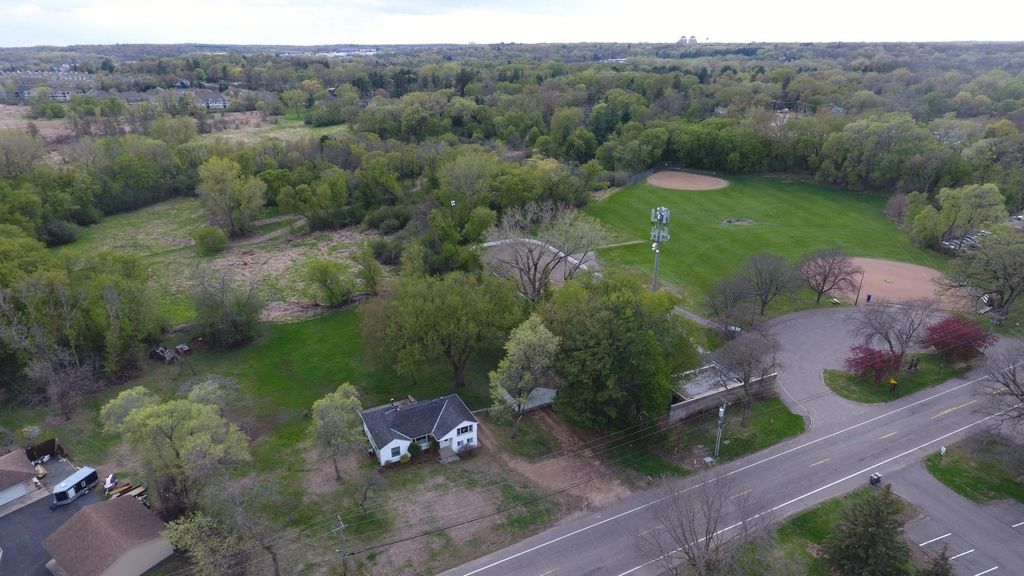10715 Old County Road 15, Plymouth, MN 55441 — photo 3