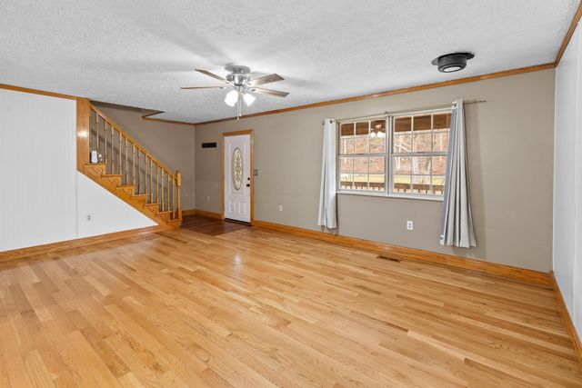 51 Rayburn Lane, Olive Hill, KY 41164