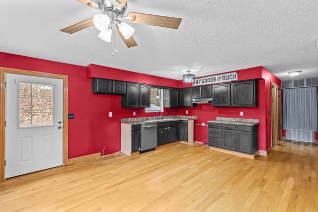 51 Rayburn Lane, Olive Hill, KY 41164