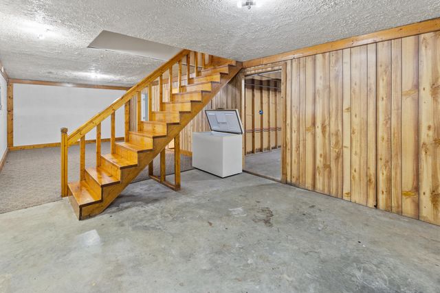 51 Rayburn Lane, Olive Hill, KY 41164