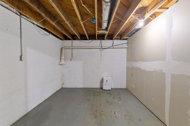 51 Rayburn Lane, Olive Hill, KY 41164