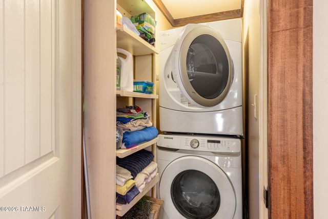 817 Omega Drive, Lafayette, LA 70506