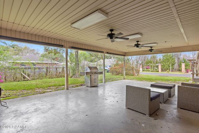 817 Omega Drive, Lafayette, LA 70506