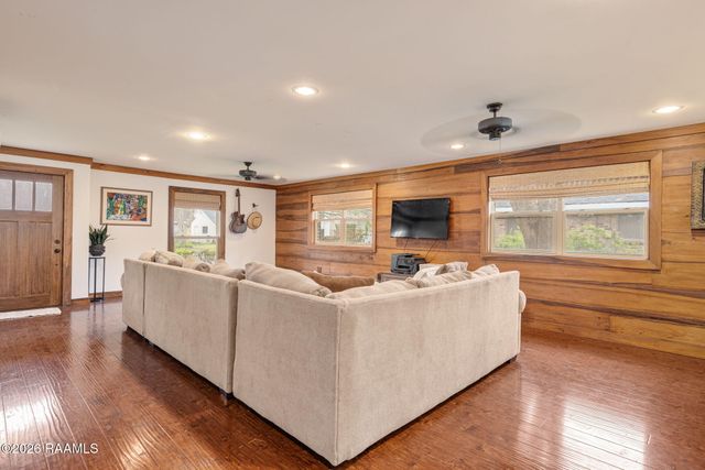 817 Omega Drive, Lafayette, LA 70506