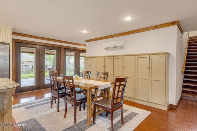 817 Omega Drive, Lafayette, LA 70506