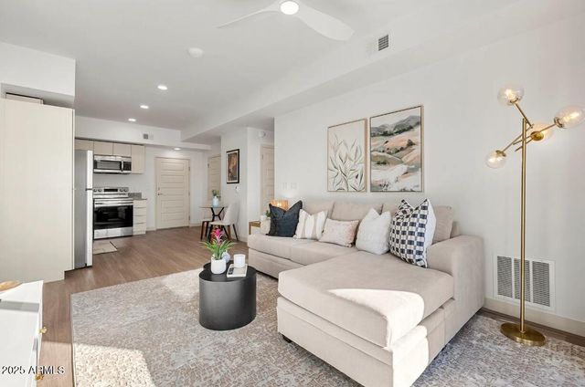 9275 N 29TH Avenue 2, Phoenix, AZ 85051