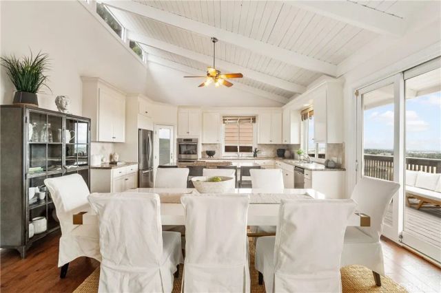 8462 Hillcroft Drive, West Hills, CA 91304