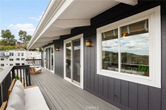 8462 Hillcroft Drive, West Hills, CA 91304