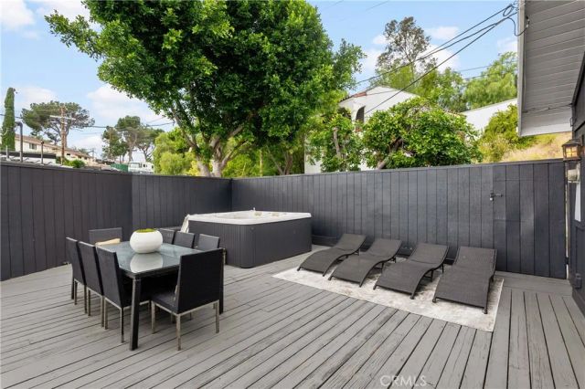8462 Hillcroft Drive, West Hills, CA 91304