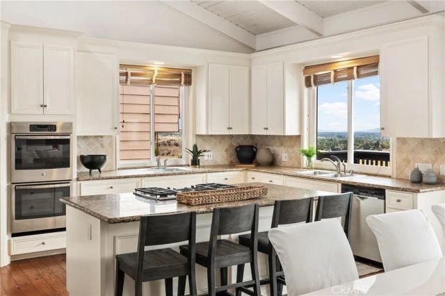 8462 Hillcroft Drive, West Hills, CA 91304