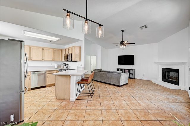 8301 Boseck Drive 238, Las Vegas, NV 89145