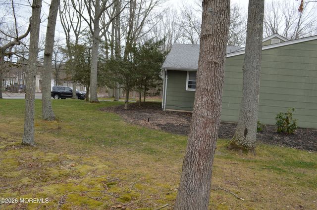 211 Wells Mills Road, Waretown, NJ 08758