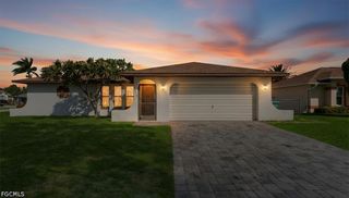 1717 SE 11th TER, Cape Coral, FL 33990