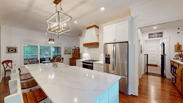 805 County Road 3802, Bullard, TX 75757