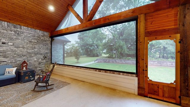805 County Road 3802, Bullard, TX 75757