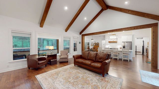805 County Road 3802, Bullard, TX 75757