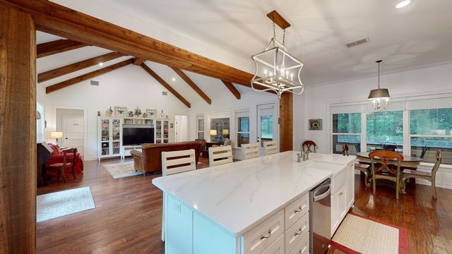 805 County Road 3802, Bullard, TX 75757