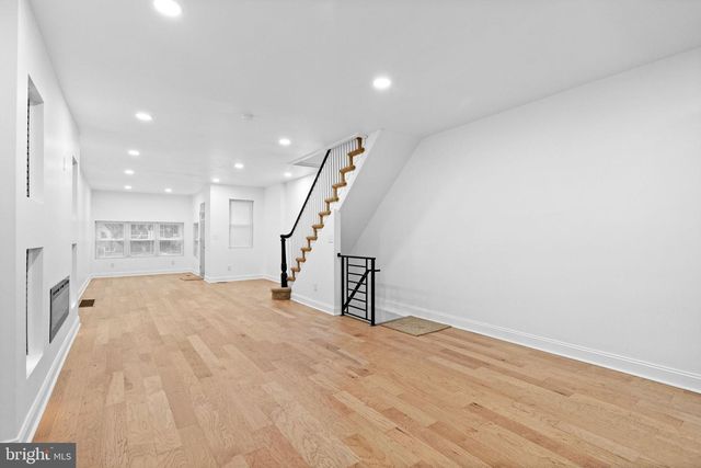 7331 E WALNUT LN, Philadelphia, PA 19138