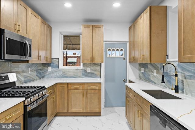 7331 E WALNUT LN, Philadelphia, PA 19138