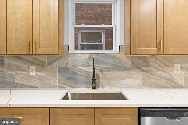 7331 E WALNUT LN, Philadelphia, PA 19138