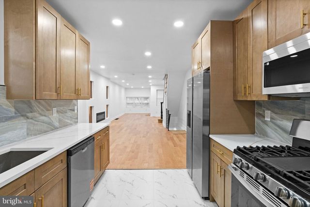 7331 E WALNUT LN, Philadelphia, PA 19138