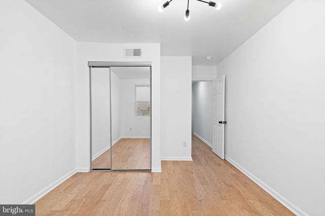 7331 E WALNUT LN, Philadelphia, PA 19138