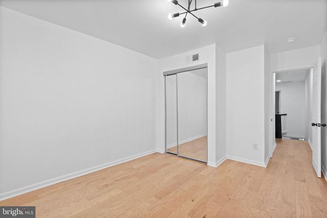 7331 E WALNUT LN, Philadelphia, PA 19138