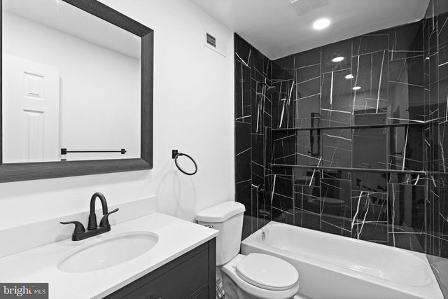 7331 E WALNUT LN, Philadelphia, PA 19138