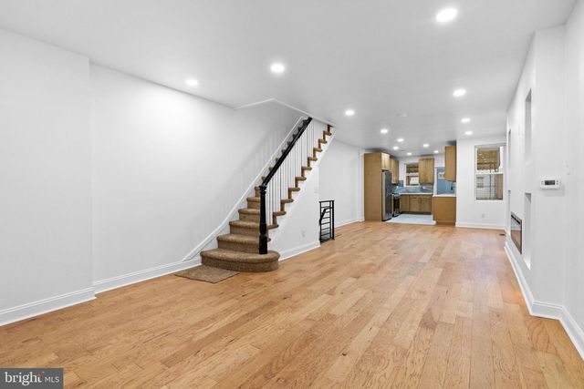 7331 E WALNUT LN, Philadelphia, PA 19138