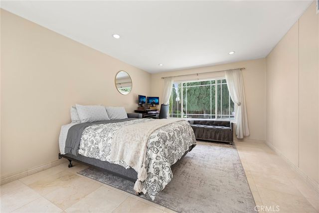 4962 E Glenview, Anaheim, CA 92807