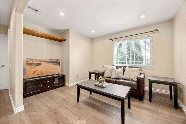 4962 E Glenview, Anaheim, CA 92807