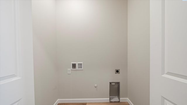 1374 Kalani Ct, West Richland, WA 99353