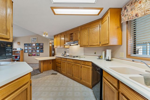 183 Kingsley Drive, Grants Pass, OR 97526