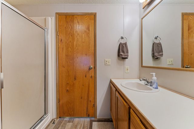 183 Kingsley Drive, Grants Pass, OR 97526