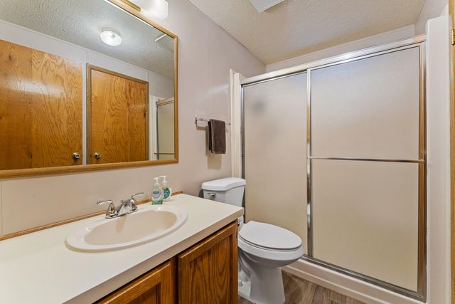 183 Kingsley Drive, Grants Pass, OR 97526