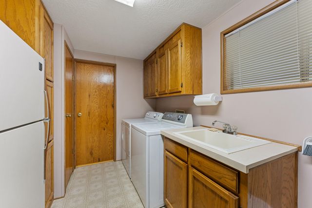 183 Kingsley Drive, Grants Pass, OR 97526