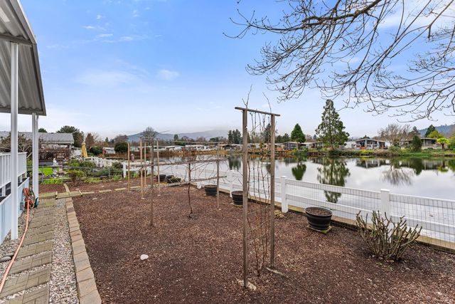 183 Kingsley Drive, Grants Pass, OR 97526