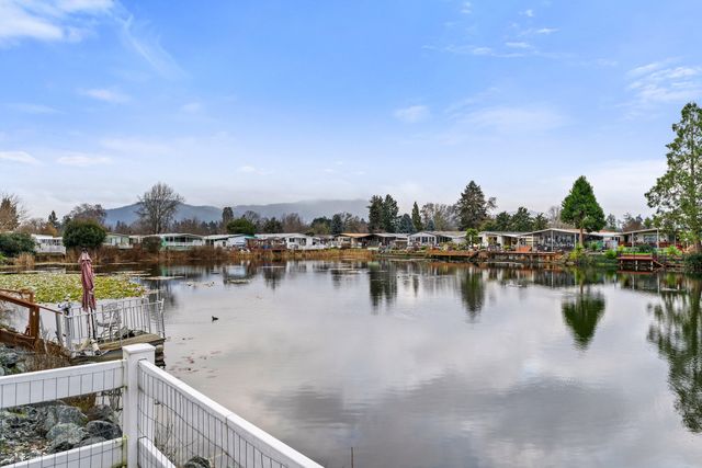 183 Kingsley Drive, Grants Pass, OR 97526