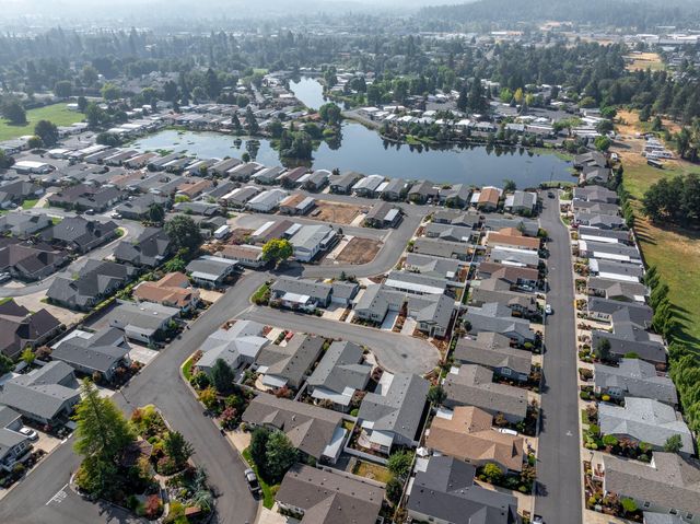 183 Kingsley Drive, Grants Pass, OR 97526