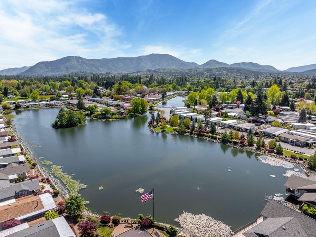 183 Kingsley Drive, Grants Pass, OR 97526