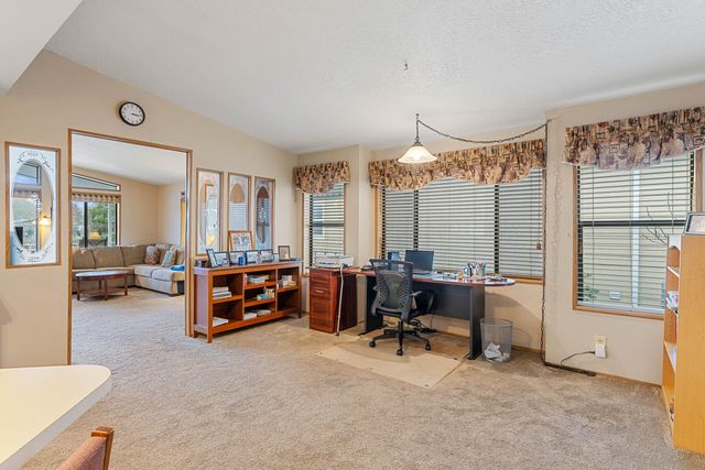 183 Kingsley Drive, Grants Pass, OR 97526