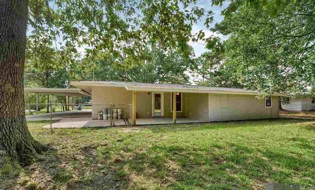 2060 S Woodcrest St, Denham Springs, LA 70726