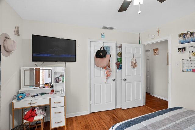 624 Chamberlain St, Corpus Christi, TX 78404