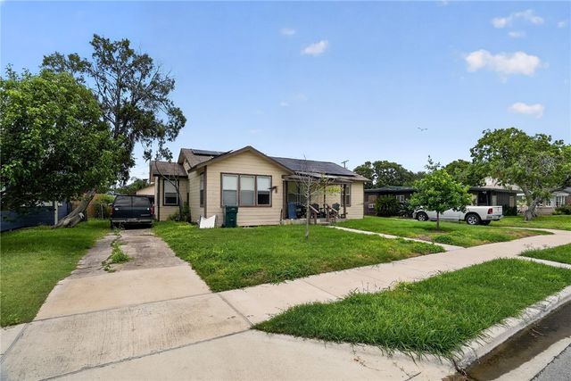 624 Chamberlain St, Corpus Christi, TX 78404