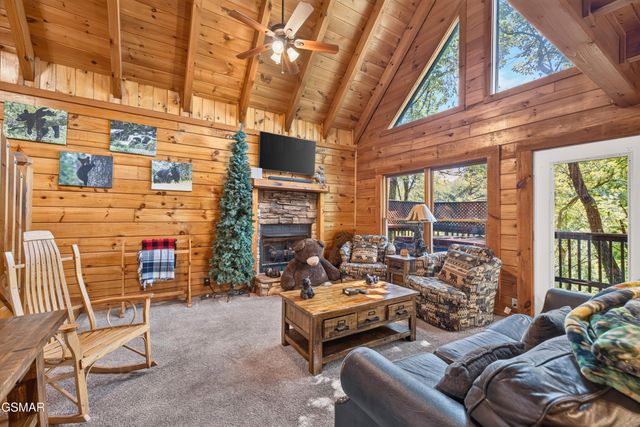 550 Wildwood Forest Way, Sevierville, TN 37876