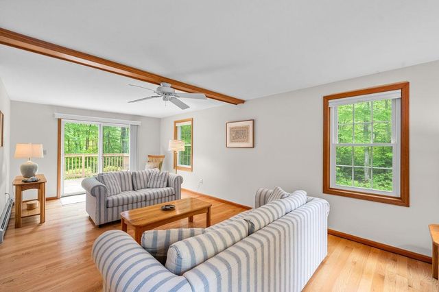 43 Sage Court, Goffstown, NH 03045