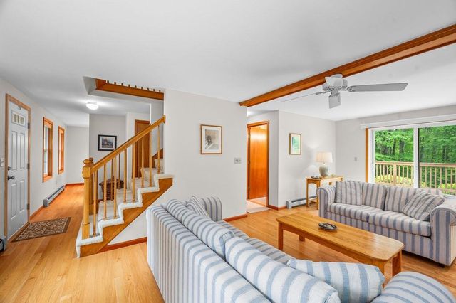 43 Sage Court, Goffstown, NH 03045