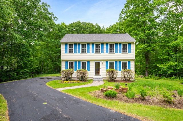 43 Sage Court, Goffstown, NH 03045