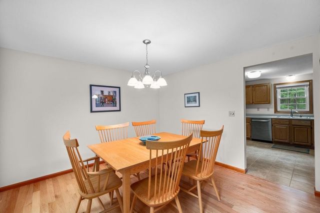 43 Sage Court, Goffstown, NH 03045