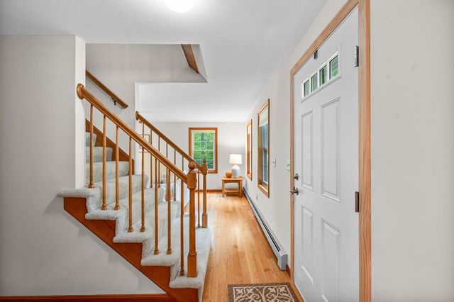 43 Sage Court, Goffstown, NH 03045